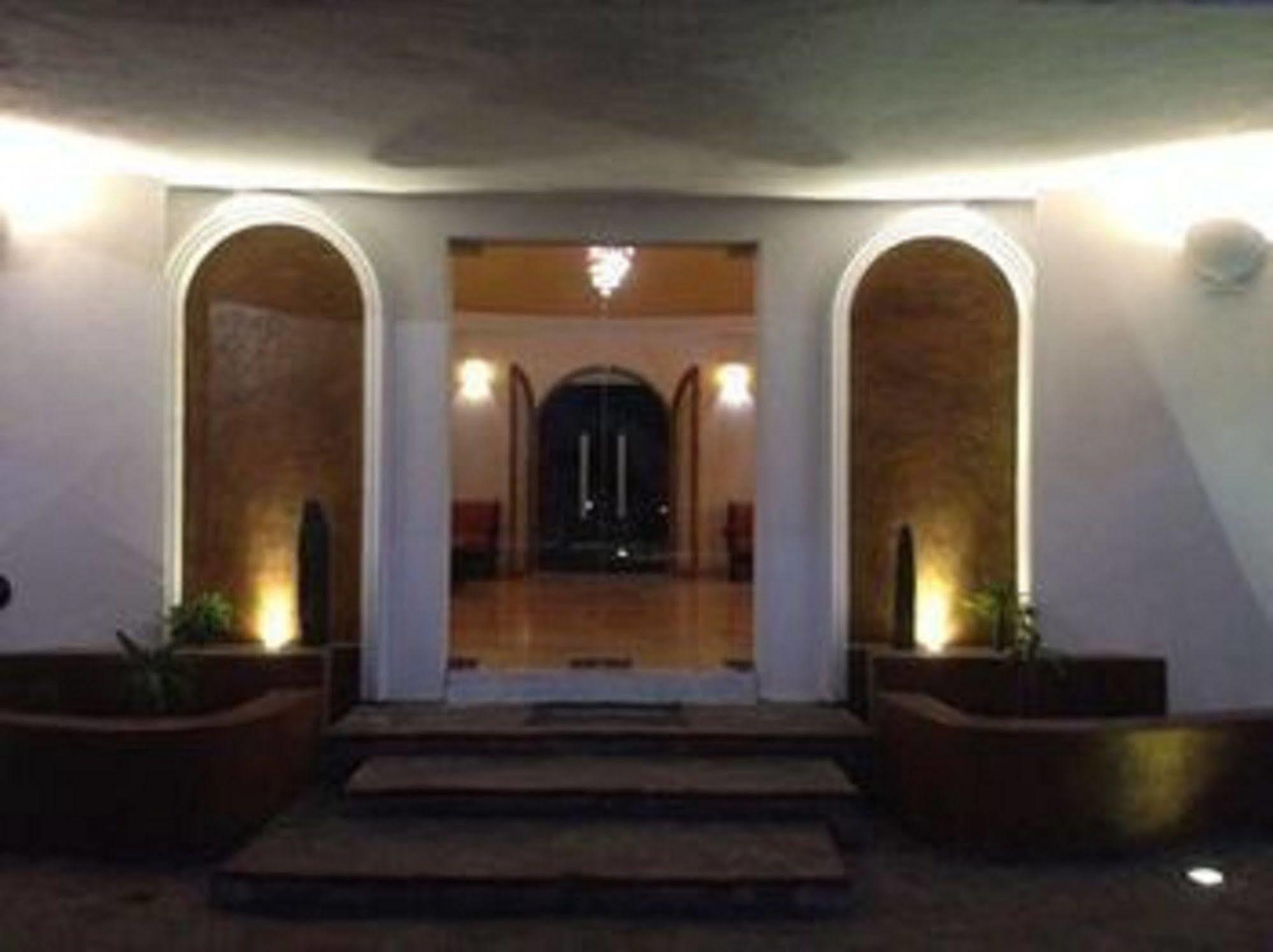 Hotel & Suites El Moro La Paz Eksteriør billede